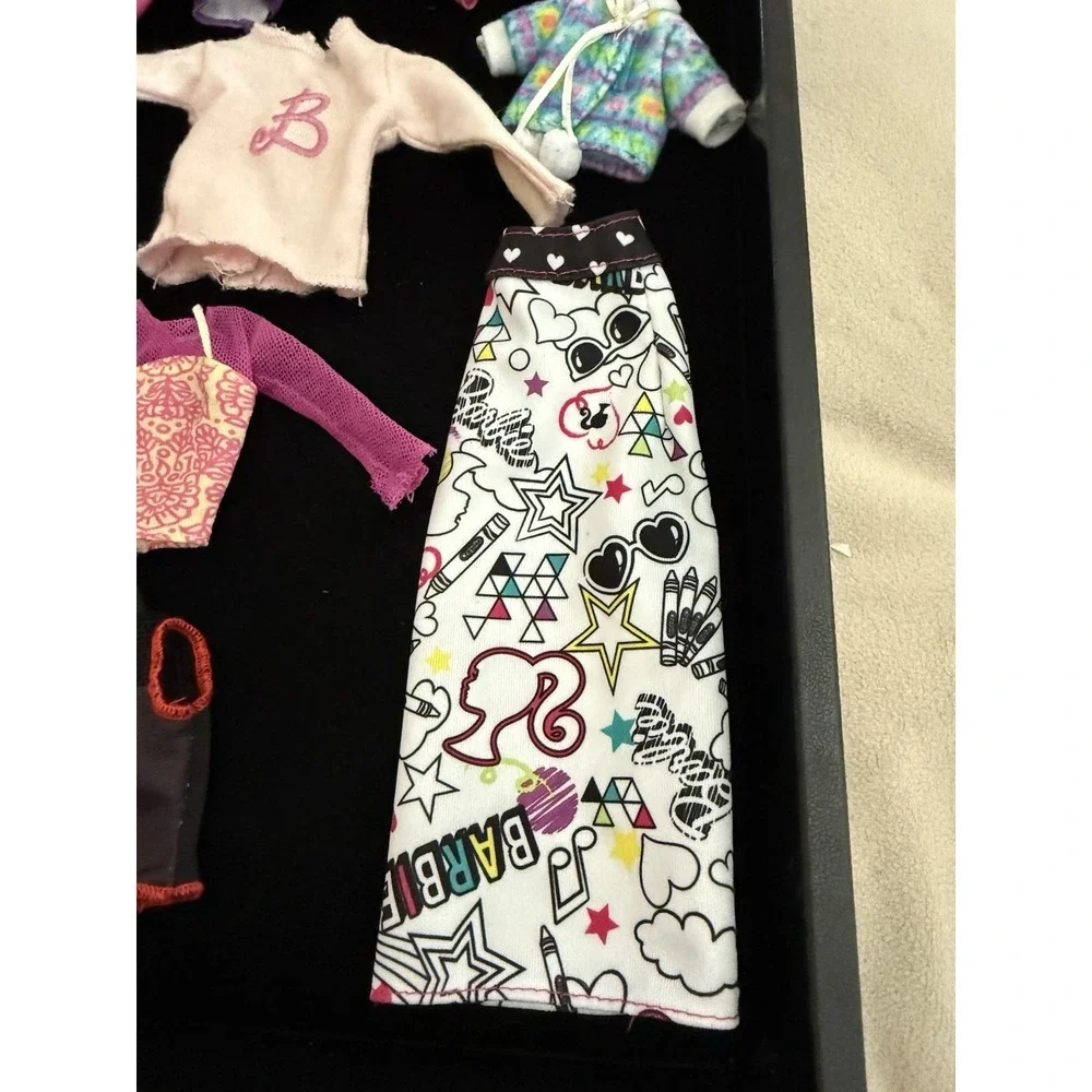 Huge Lot Barbie Clothes  authentic skirts tops coats jersey Collectibles   4784‎